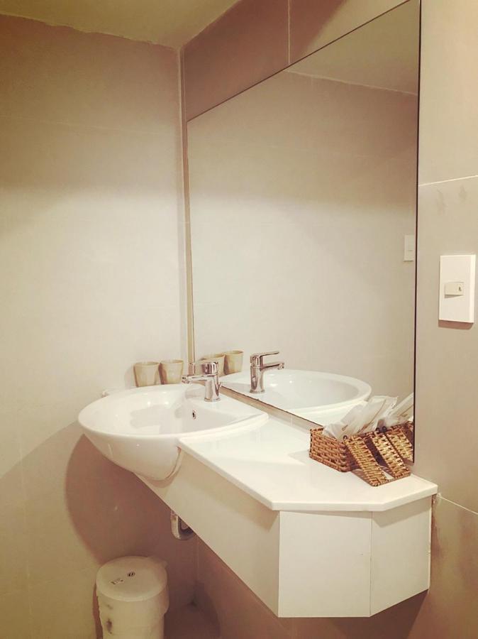Simmi 5 Hotel & Apartment Ho Chi Minh-byen Eksteriør bilde