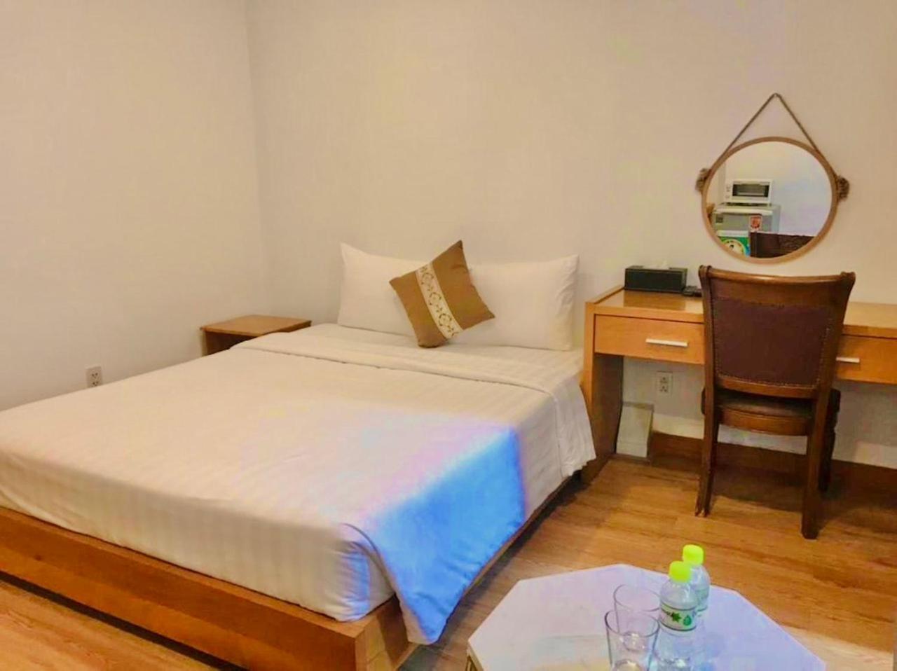 Simmi 5 Hotel & Apartment Ho Chi Minh-byen Eksteriør bilde