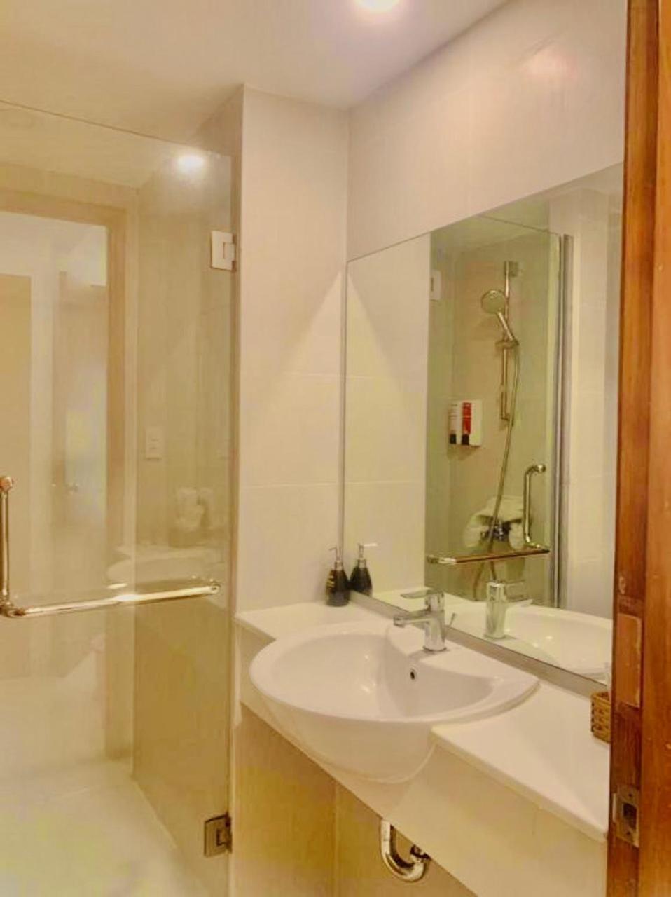 Simmi 5 Hotel & Apartment Ho Chi Minh-byen Eksteriør bilde