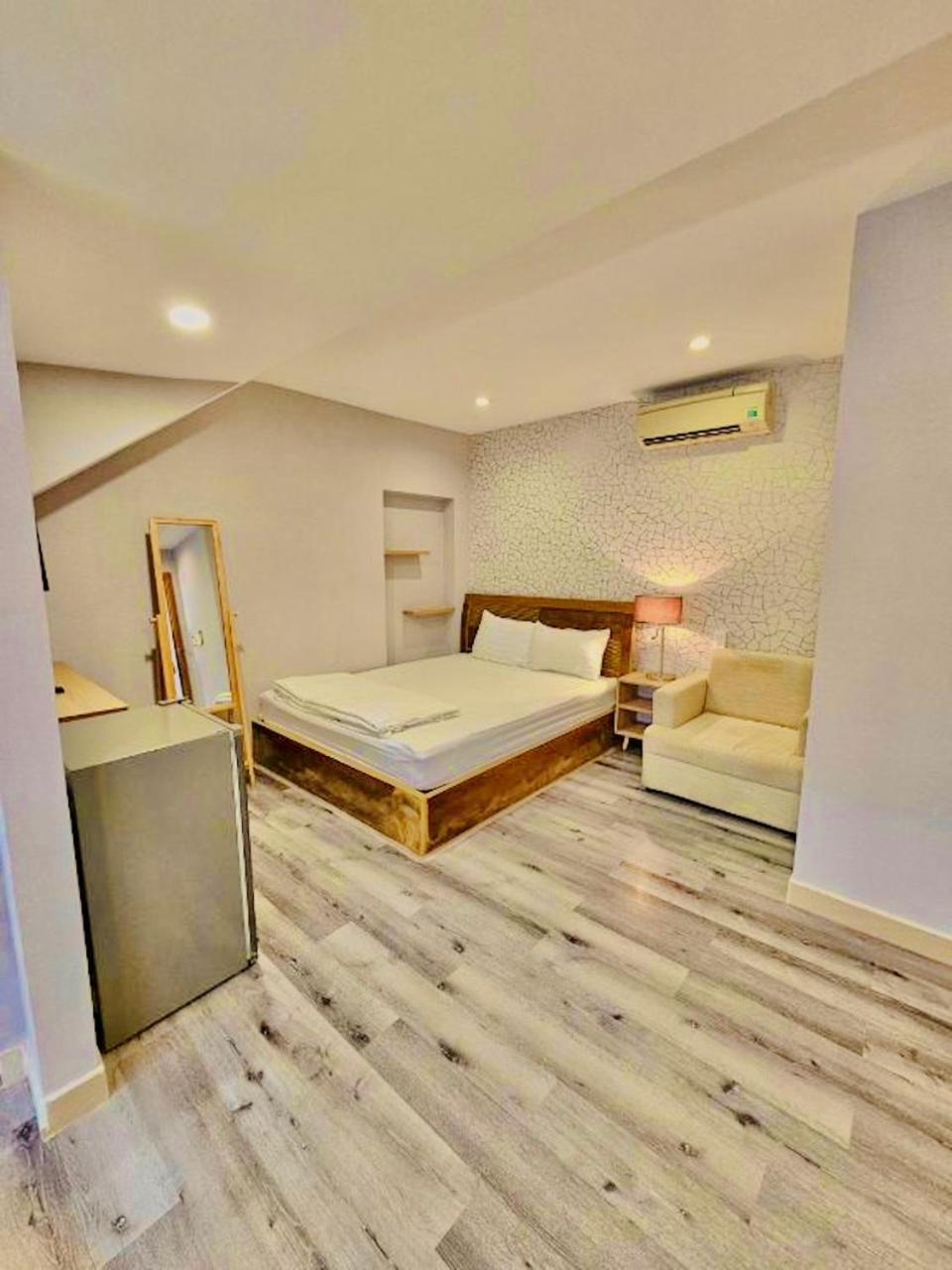 Simmi 5 Hotel & Apartment Ho Chi Minh-byen Eksteriør bilde